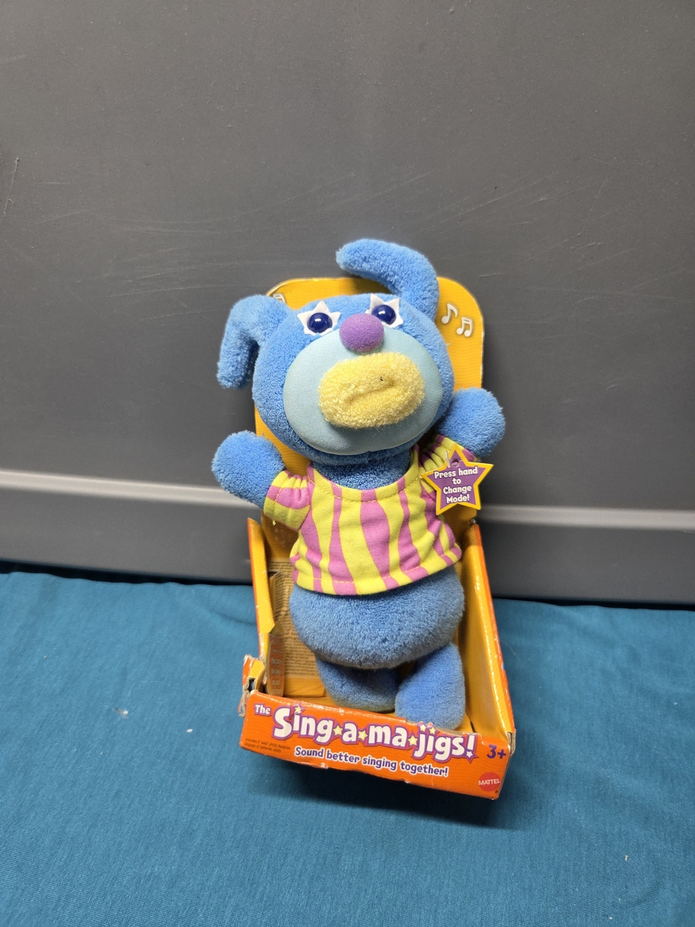 Sing a Ma Jigs Bear Blue W/ Yellow Shirt